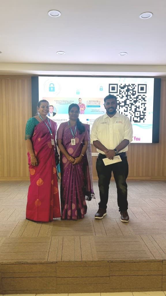 Thank you slide with speaker and hosts after the session